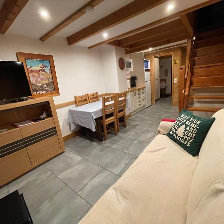 L Alpin Bel Appartement Avec Terrasse Dans Vieille Ferme De Montagne Renovee 莱索尔 外观 照片