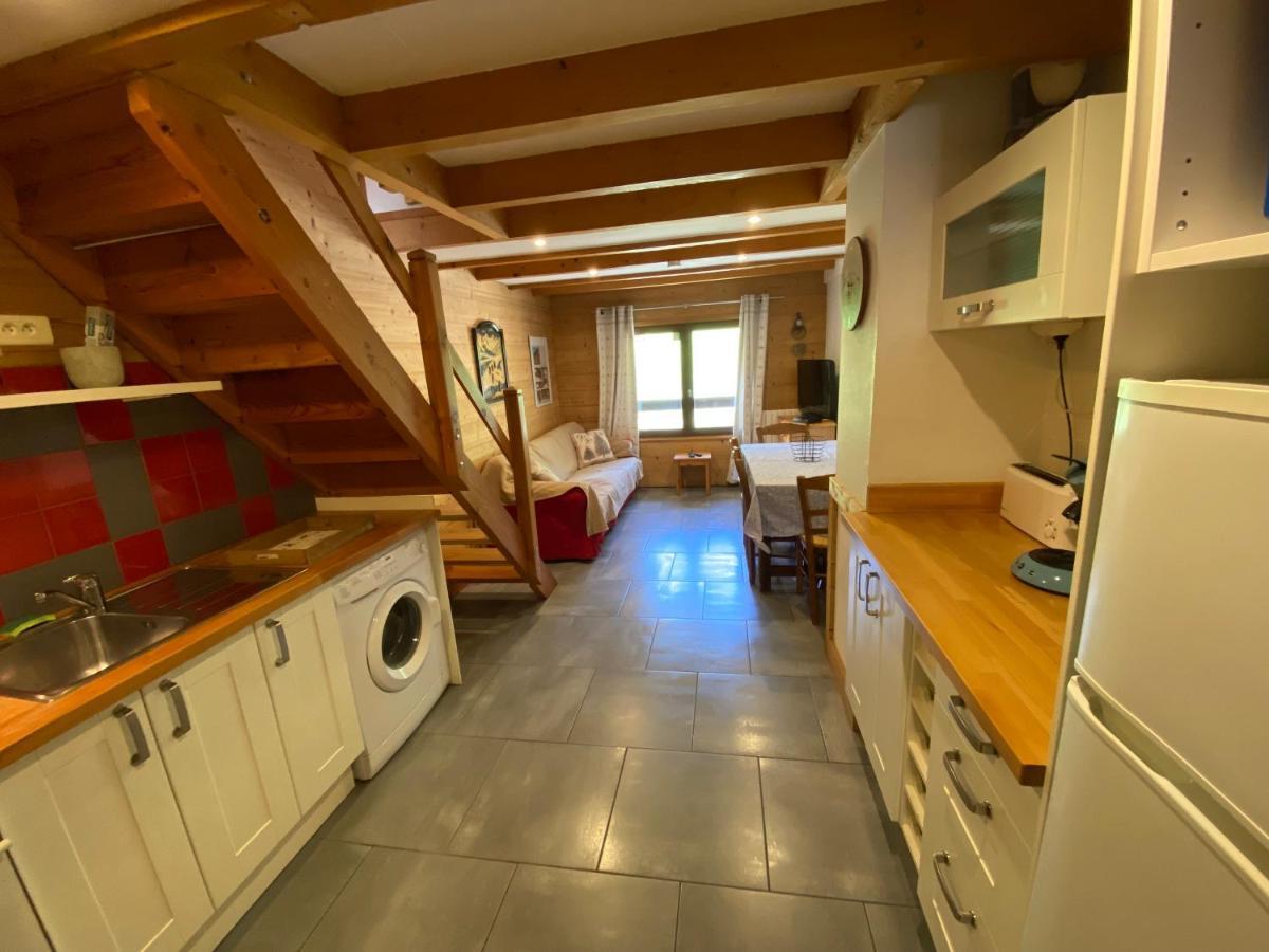 L Alpin Bel Appartement Avec Terrasse Dans Vieille Ferme De Montagne Renovee 莱索尔 外观 照片