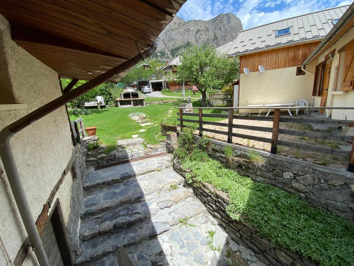L Alpin Bel Appartement Avec Terrasse Dans Vieille Ferme De Montagne Renovee 莱索尔 外观 照片