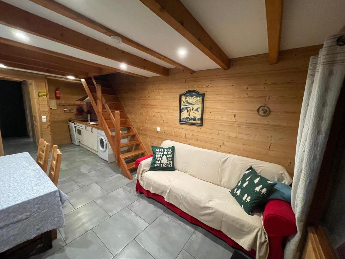 L Alpin Bel Appartement Avec Terrasse Dans Vieille Ferme De Montagne Renovee 莱索尔 外观 照片